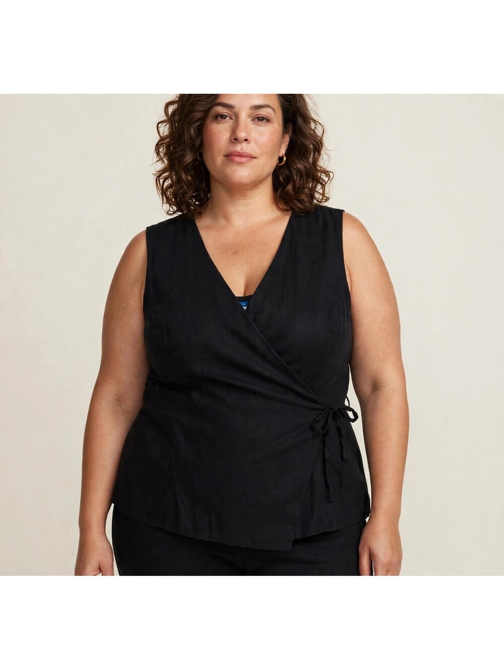 Old Navy Sleeveless Wrap Top, Black, Size XXL — NWT